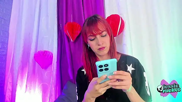jessierocketx online show from February 21, 11:50 pm