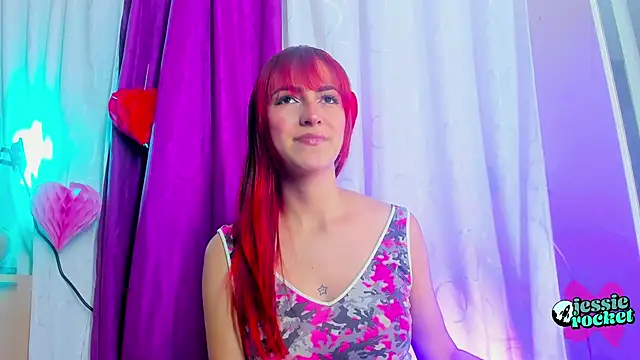 jessierocketx online show from February 25, 6:50 pm