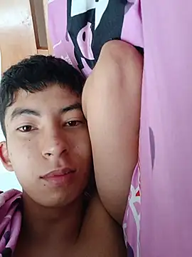 Arthur Mclovin online show from July 26, 12:56 pm