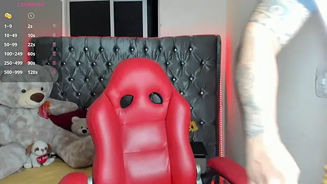 mrloganfuck1 online show from July 8, 7:02 am