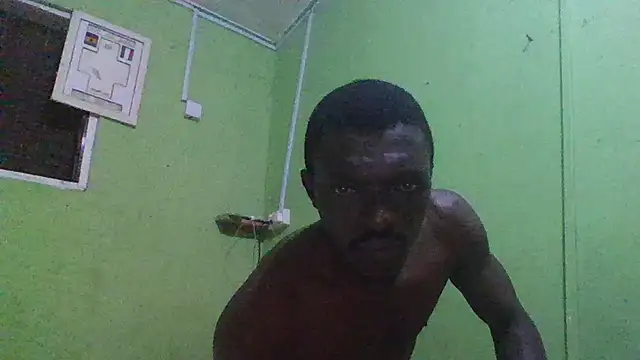 Snapshot of blakkvirus chatting on September 12, 12:33 am blakkvirus online show from September 12, 12:33 am