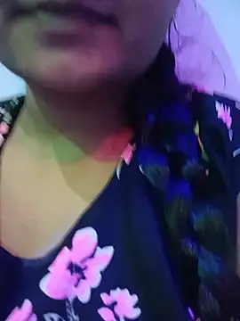 Snapshot of soniya_rajput5 chatting on July 29, 4:49 pm soniya rajput5 online show from July 29, 4:49 pm