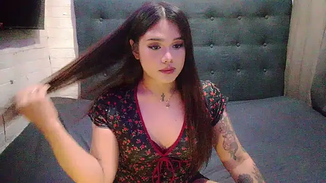 FoxxyJesa online show from June 7, 3:16 pm