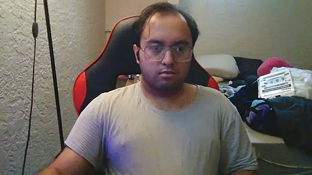 Snapshot of Gaybro6969 chatting on August 5, 6:11 pm Gaybro6969 online show from August 5, 6:11 pm