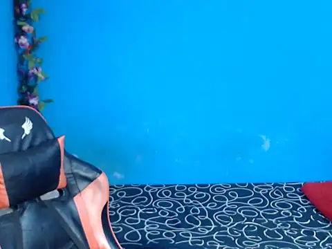 Snapshot of venustheg0ddess chatting on November 13, 1:37 am venustheg0ddess online show from November 13, 1:37 am