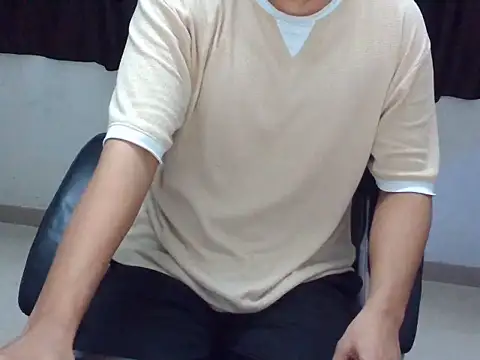 Snapshot of yoursjohnnysins chatting on August 1, 5:12 pm yoursjohnnysins online show from August 1, 5:12 pm
