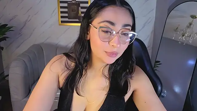 sara lux t online show from August 1, 10:08 pm