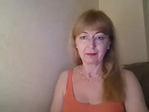 Snapshot of AetherPulsy chatting on August 7, 6:10 pm AetherPulsy online show from August 7, 6:10 pm