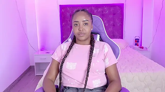 evangelineebleane online show from August 4, 5:48 pm