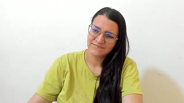 Snapshot of MARILYN_GARCIA chatting on October 30, 1:34 pm MARILYN GARCIA online show from October 30, 1:34 pm