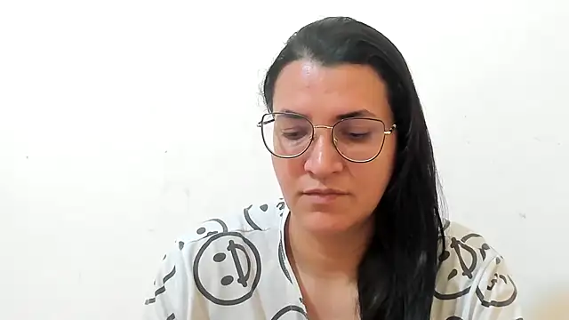 Snapshot of MARILYN_GARCIA chatting on November 12, 3:23 pm MARILYN GARCIA online show from November 12, 3:23 pm