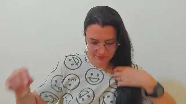 Snapshot of MARILYN_GARCIA chatting on December 5, 3:41 pm MARILYN GARCIA online show from December 5, 3:41 pm