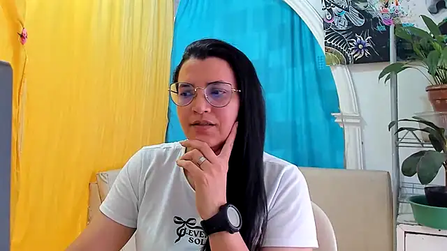 MARILYN GARCIA online show from July 14, 4:13 pm