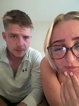 jessinsam online show from August 6, 6:10 pm