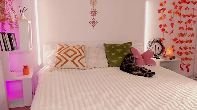 Snapshot of LoveJuliya chatting on November 9, 1:04 am LoveJuliya online show from November 9, 1:04 am