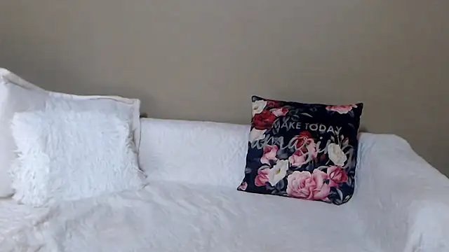 redizabel online show from February 4, 7:00 pm