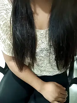 Snapshot of RANI_778 chatting on August 8, 3:36 pm RANI 778 online show from August 8, 3:36 pm