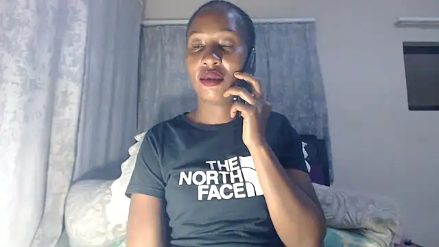 Snapshot of leanna23 chatting on January 11, 6:23 pm leanna23 online show from January 11, 6:23 pm