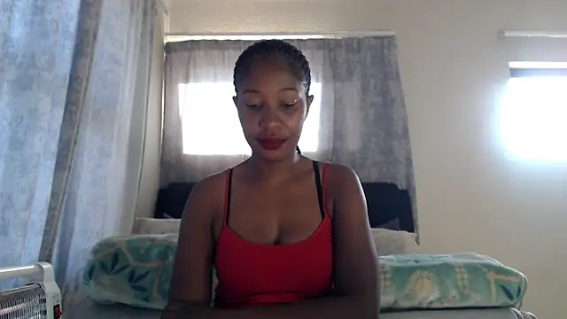 Snapshot of leanna23 chatting on November 22, 4:44 am leanna23 online show from November 22, 4:44 am