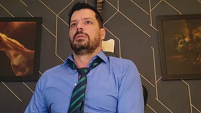 ChrisKox online show from February 5, 2:26 pm