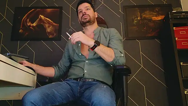 ChrisKox online show from February 18, 6:04 pm