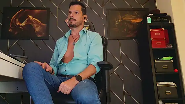 ChrisKox online show from March 18, 8:03 am