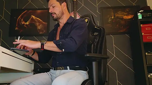 ChrisKox online show from March 20, 3:45 am