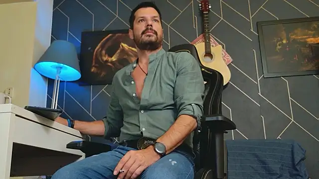 ChrisKox online show from September 11, 10:10 pm