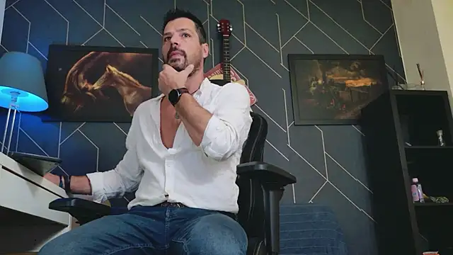 ChrisKox online show from October 24, 6:37 pm