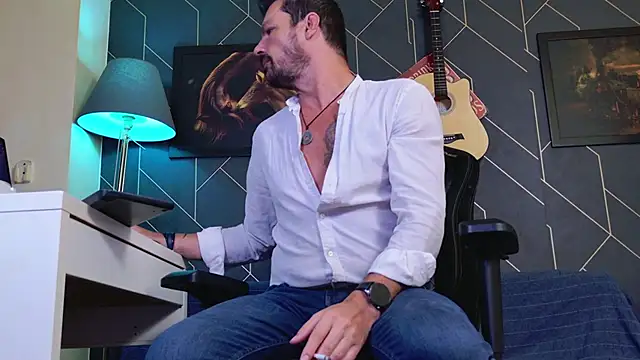 ChrisKox online show from February 22, 1:51 am