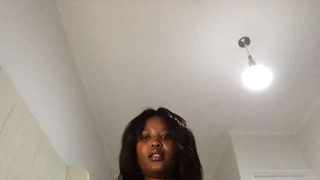 xBUSTY CANDYx online show from February 13, 6:26 pm