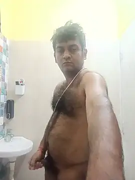 Snapshot of rarindam17 chatting on May 29, 3:15 am rarindam17 online show from May 29, 3:15 am