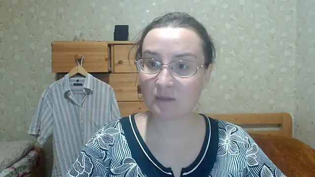 Smart Rose online show from December 20, 3:41 pm