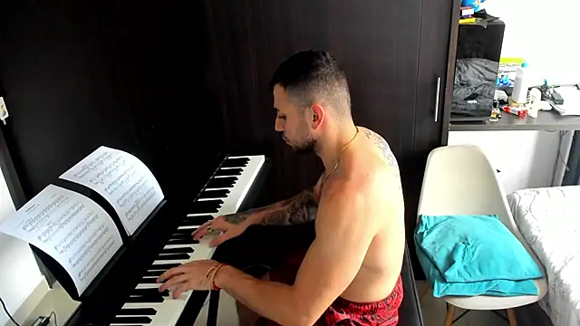 logan smith online show from January 18, 7:50 pm