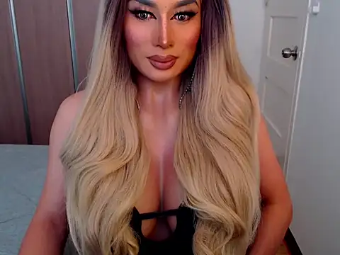 yourmistressofevil69 online show from July 13, 4:04 am