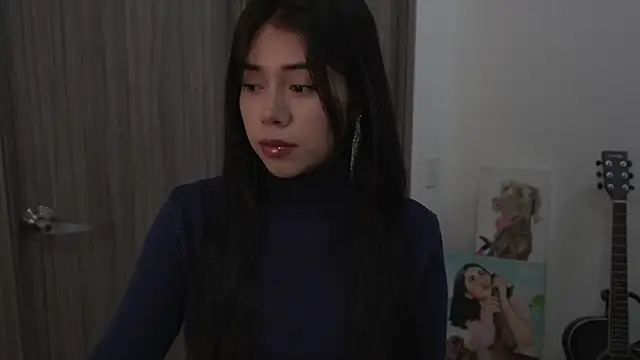 Snapshot of aimi_art1 chatting on December 15, 2:30 am aimi art1 online show from December 15, 2:30 am