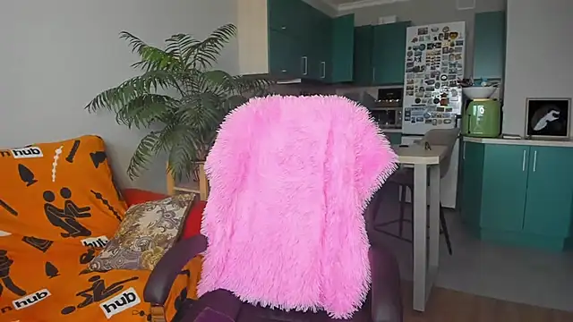 Snapshot of ChristinaGlory chatting on March 21, 7:11 am ChristinaGlory online show from March 21, 7:11 am