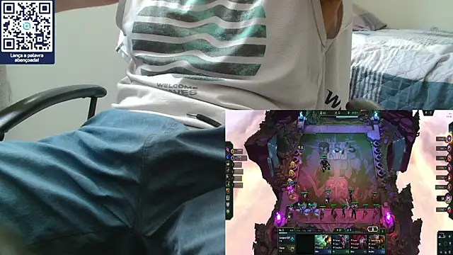 Snapshot of pudding24 chatting on December 5, 3:52 pm pudding24 online show from December 5, 3:52 pm