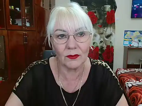 Snapshot of JenaCheim chatting on February 9, 6:01 am JenaCheim online show from February 9, 6:01 am