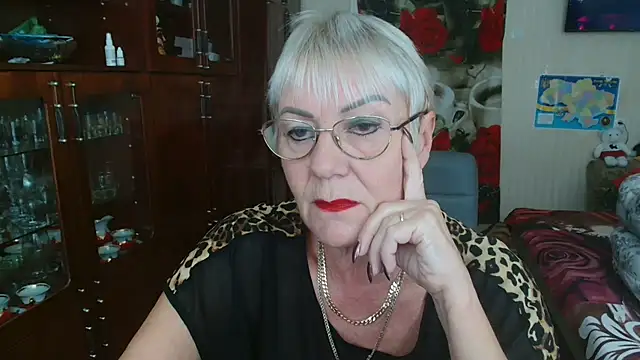 Snapshot of JenaCheim chatting on October 15, 7:30 am JenaCheim online show from October 15, 7:30 am