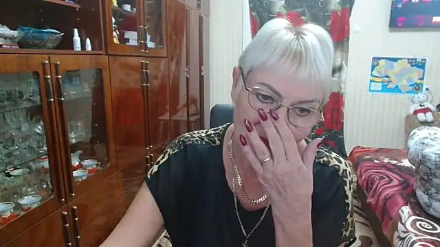 Snapshot of JenaCheim chatting on October 23, 5:40 am JenaCheim online show from October 23, 5:40 am