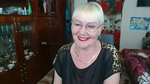 JenaCheim online show from April 13, 5:46 am