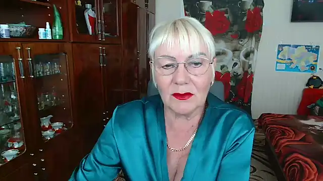 Snapshot of JenaCheim chatting on May 16, 6:43 am JenaCheim online show from May 16, 6:43 am