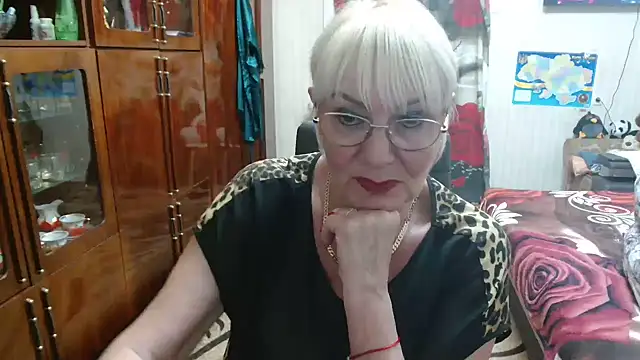JenaCheim online show from June 22, 7:55 pm