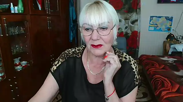 JenaCheim online show from July 8, 5:56 am