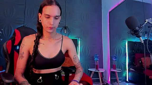 joaisaza online show from January 14, 6:24 am