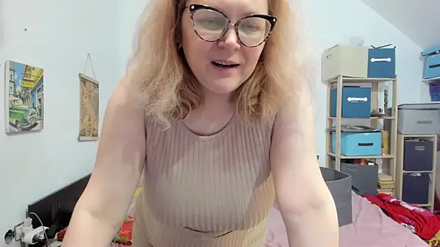 Snapshot of switchlorenx chatting on December 1, 7:47 pm switchlorenx online show from December 1, 7:47 pm