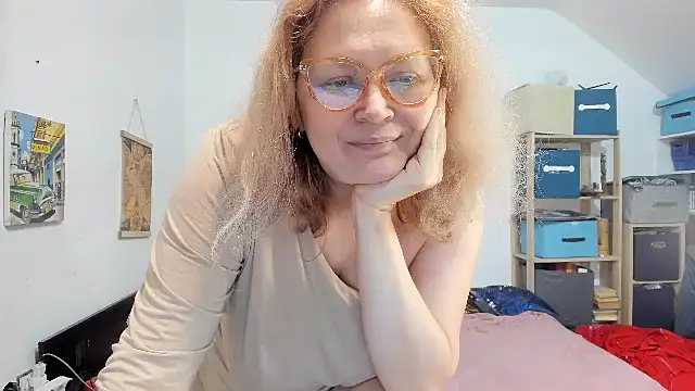 Snapshot of switchlorenx chatting on December 7, 2:42 am switchlorenx online show from December 7, 2:42 am