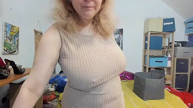 Snapshot of switchlorenx chatting on January 18, 4:10 pm switchlorenx online show from January 18, 4:10 pm