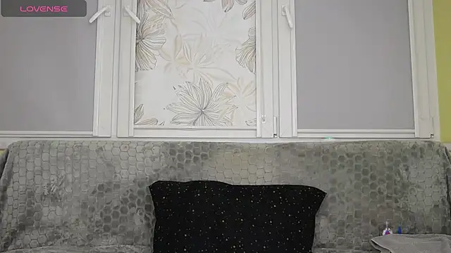 Snapshot of Hetera chatting on December 1, 7:58 pm Hetera online show from December 1, 7:58 pm